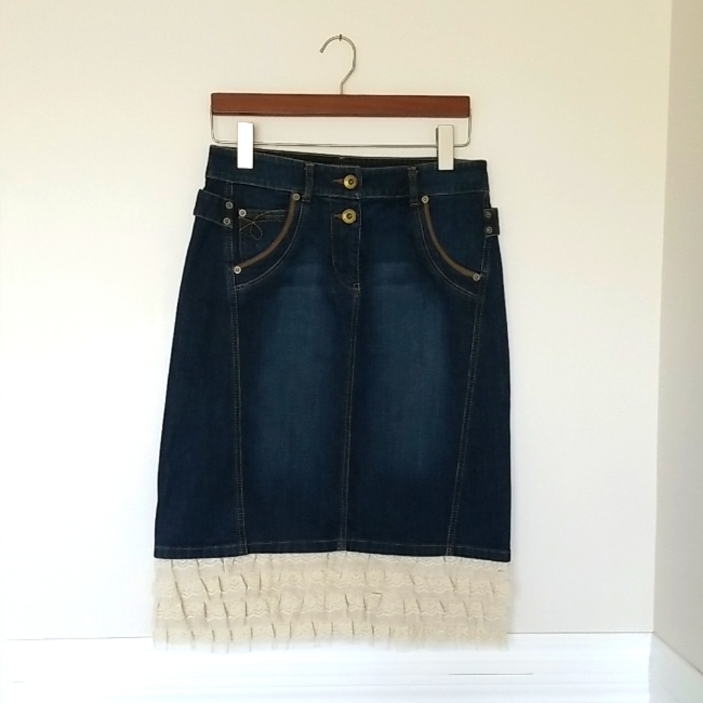 Modest denim skirt - Picture 1 of 7